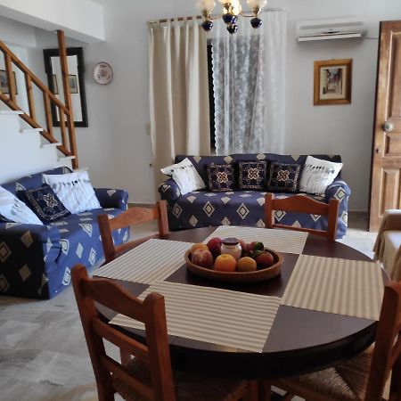 Villa Harbour View House Mythimna Exterior foto